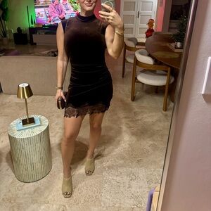 Sleeveless Velvet Lace-Hem Mini Dress - Brown